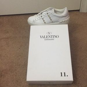 Valentino Garavani rockstudded white sneakers